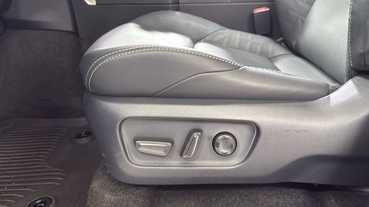 Certified 2025 Toyota 4Runner TRD Off-Road Premium image 14