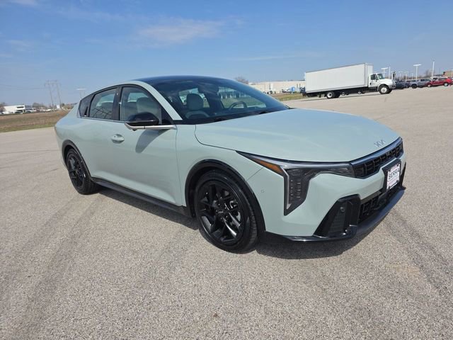 Used 2025 Kia K4 GT-Line Turbo image 15