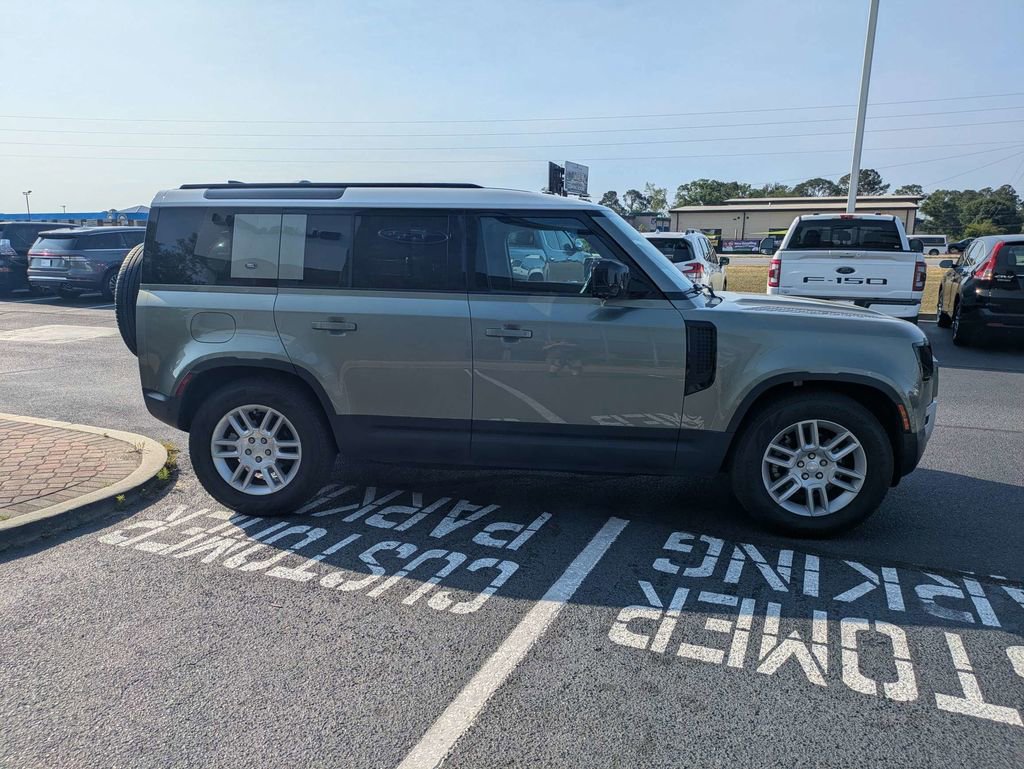 Used 2024 Land Rover Defender 110 S AWD/4WD image 4