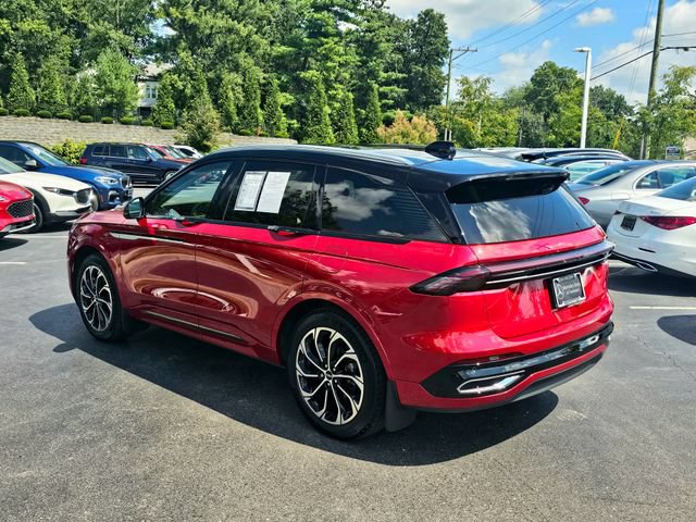 Used 2025 Lincoln Nautilus Reserve AWD/4WD image 13
