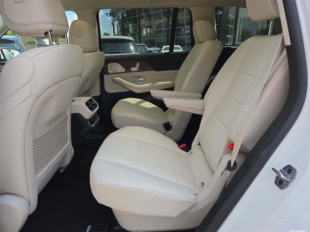 New 2025 Mercedes-Benz GLS 450 4MATIC image 12