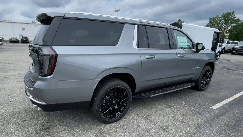 New 2026 Chevrolet Suburban Premier w/ Sun And Tow Package AWD/4WD image 2