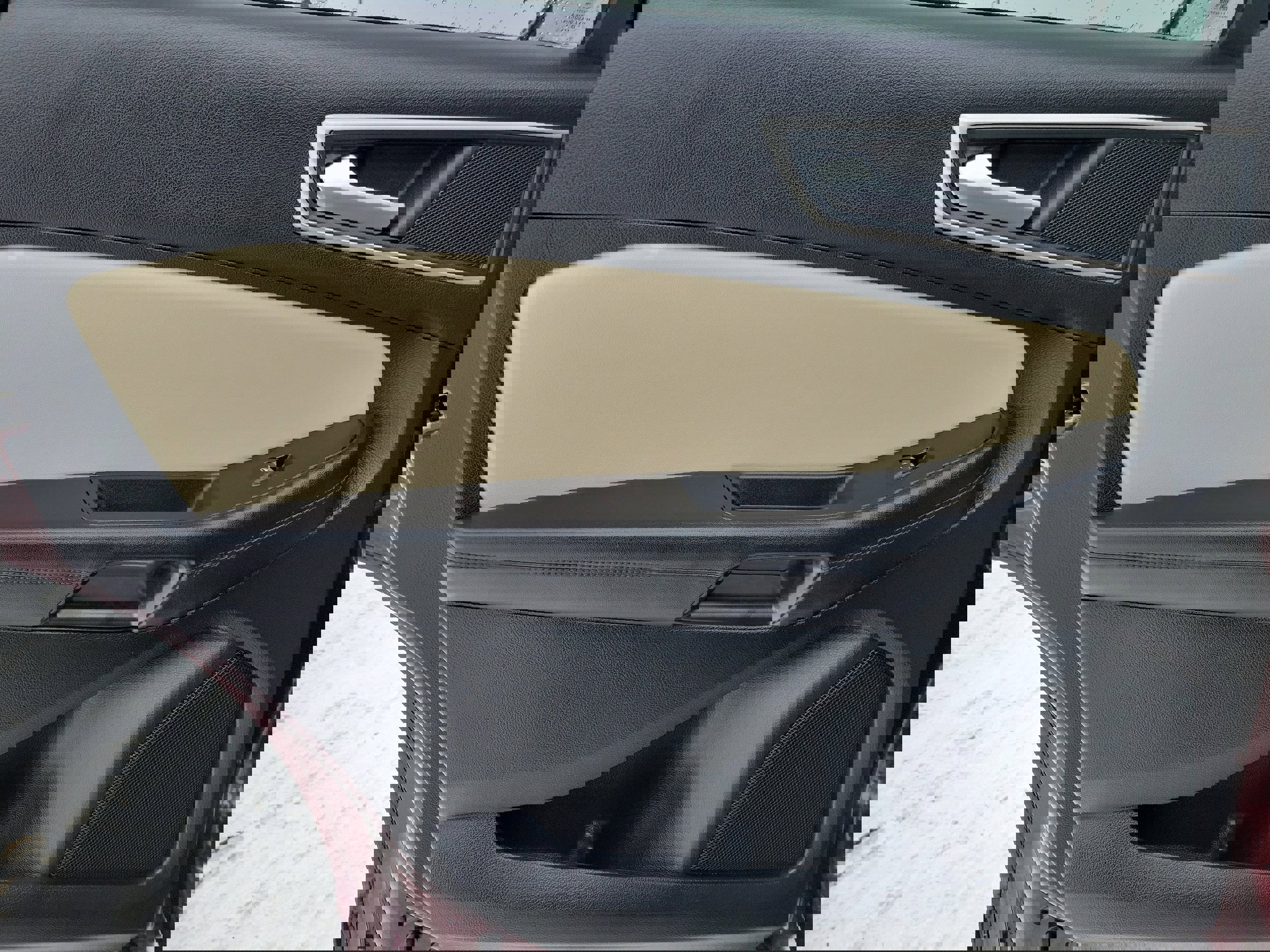 Used 2024 Ford Edge SEL w/ Convenience Package image 11