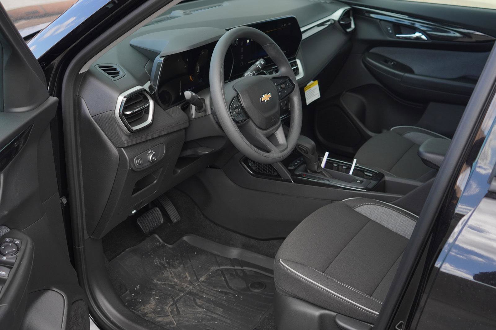 New 2025 Chevrolet TrailBlazer LT image 24