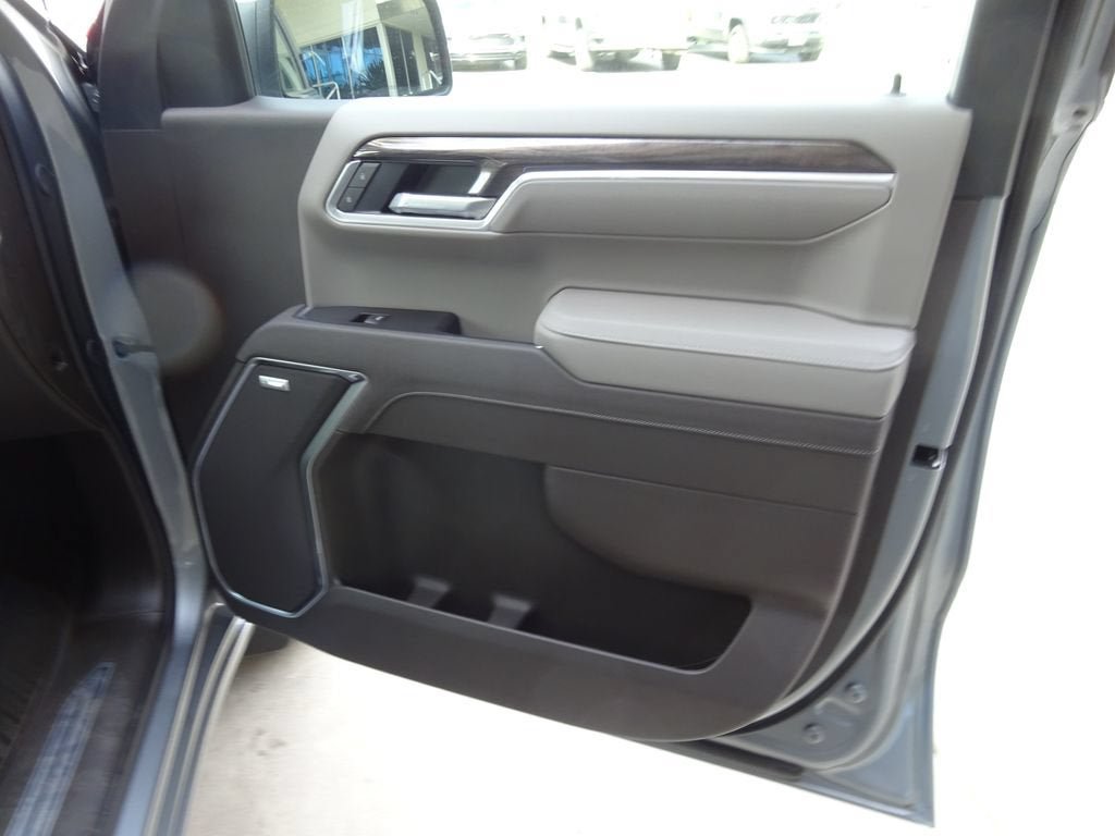 New 2026 Chevrolet Silverado 1500 LTZ w/ Technology Package AWD/4WD image 29