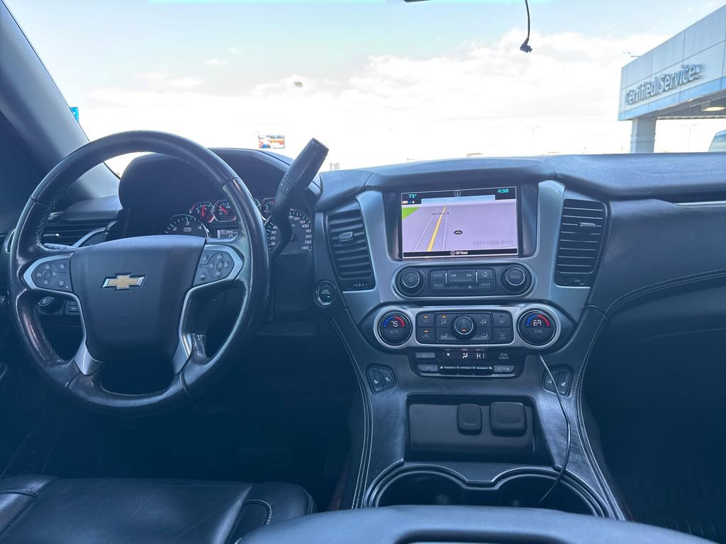 Used 2018 Chevrolet Suburban LT AWD/4WD image 15