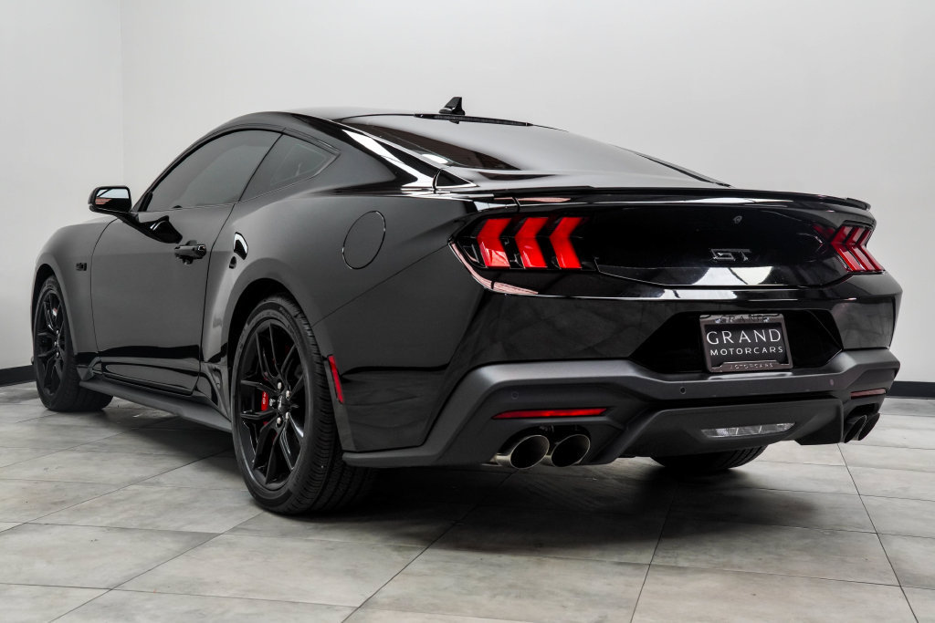 Used 2026 Ford Mustang GT Premium RWD image 14