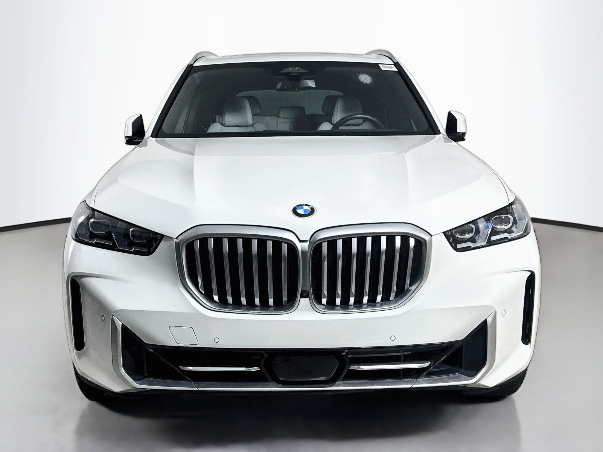 Used 2024 BMW X5 sDrive40i w/ Premium Package RWD video 2