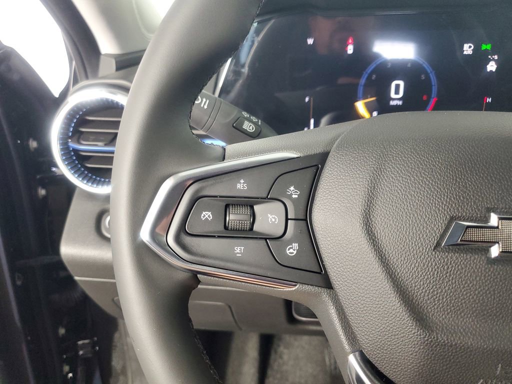 New 2026 Chevrolet Trax LT w/ Midnight Edition image 25