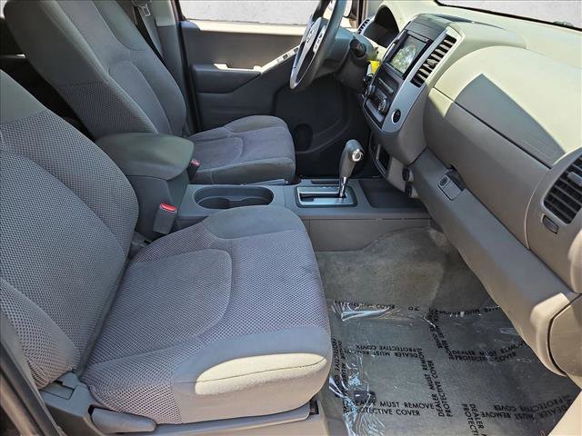 Used 2016 Nissan Frontier SV RWD image 24