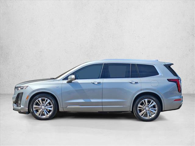 Used 2024 Cadillac XT6 Premium Luxury w/ Technology Package FWD image 5