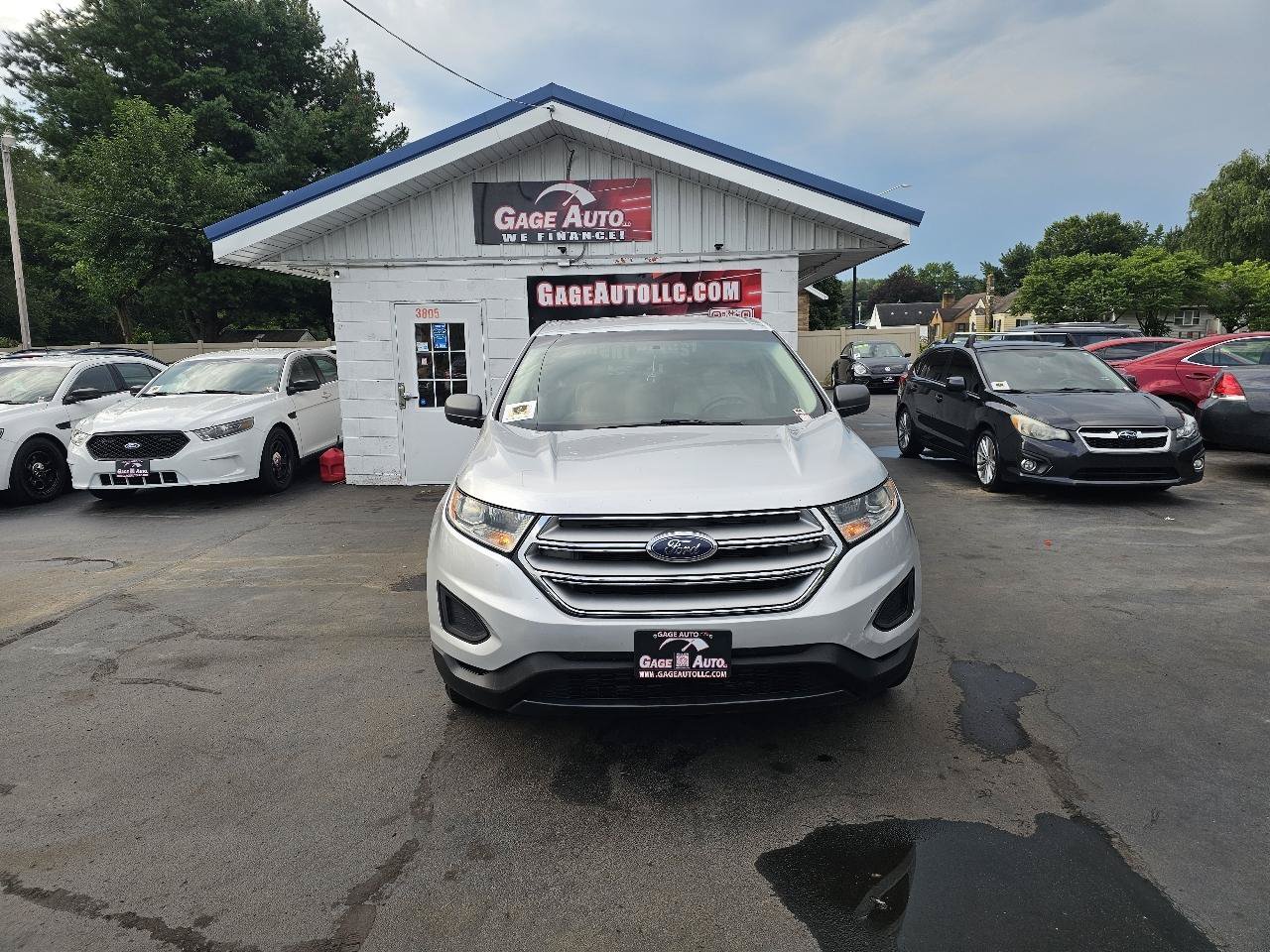 Used 2015 Ford Edge SE FWD image 2