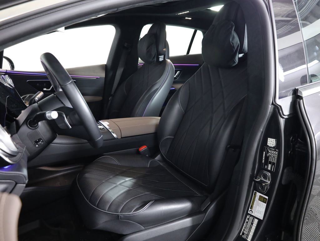 Certified 2023 Mercedes-Benz EQS 580 4MATIC Sedan image 31