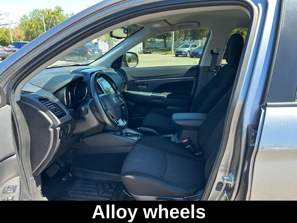 Used 2021 Mitsubishi Outlander Sport SE image 15