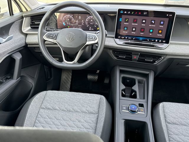 New 2026 Volkswagen Tiguan S image 25