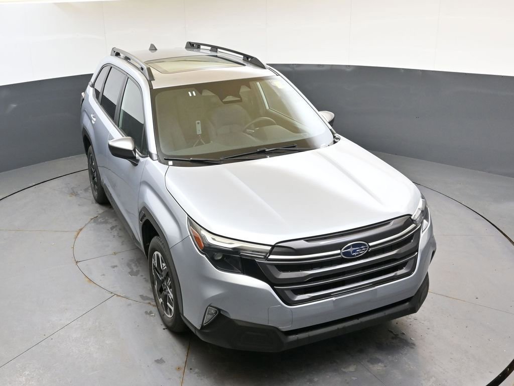 Used 2025 Subaru Forester Premium AWD/4WD image 43