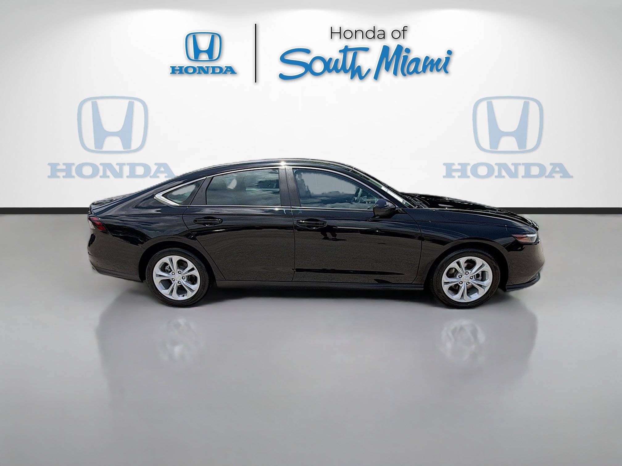 Certified 2024 Honda Accord LX image 8