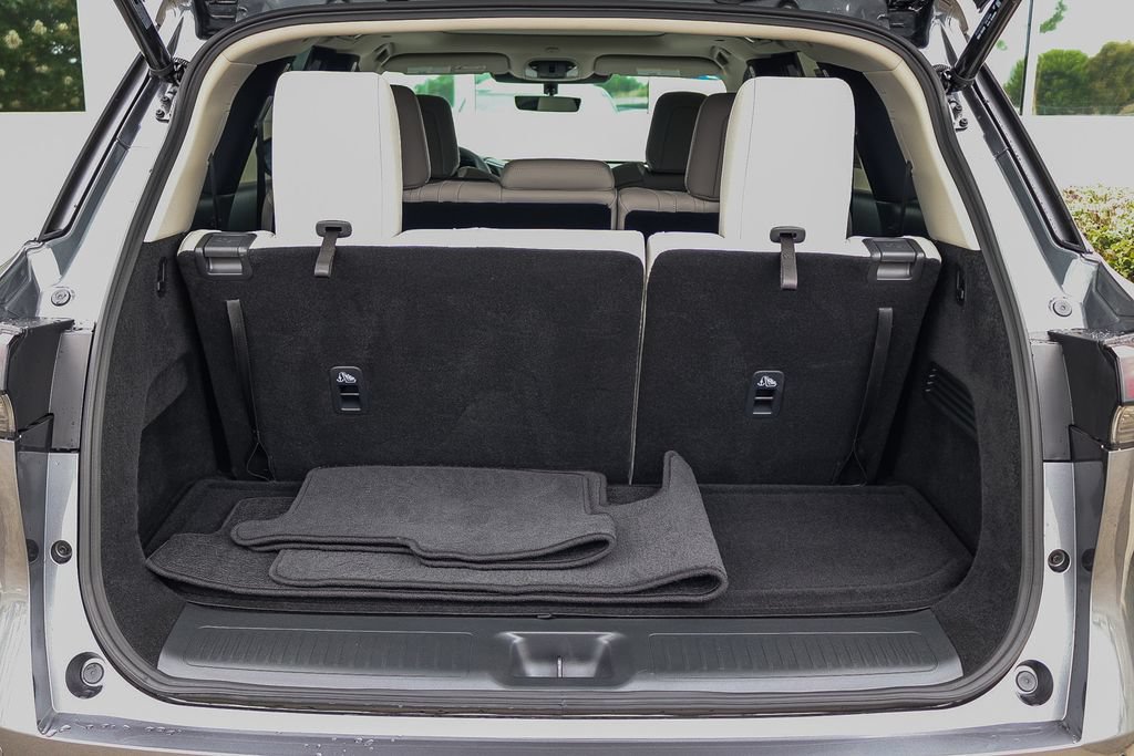 Certified 2026 INFINITI QX60 Pure w/ Cargo Package FWD image 26