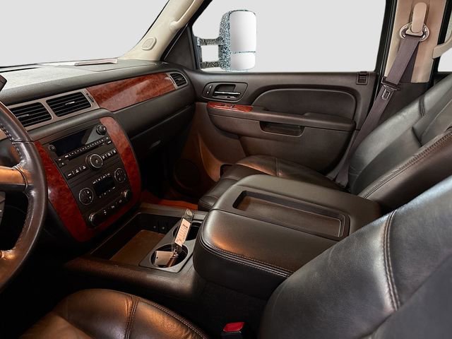 Used 2011 Chevrolet Silverado 3500 LTZ w/ LTZ Plus Package AWD/4WD image 20