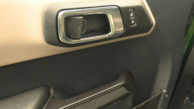 Certified 2024 Ford Bronco Wildtrak AWD/4WD image 13