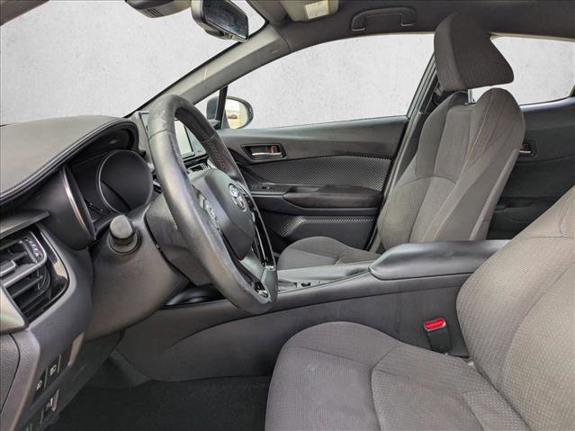 Used 2018 Toyota C-HR XLE image 15