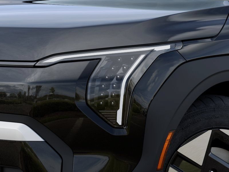 New 2027 Kia EV3 Wind FWD image 10