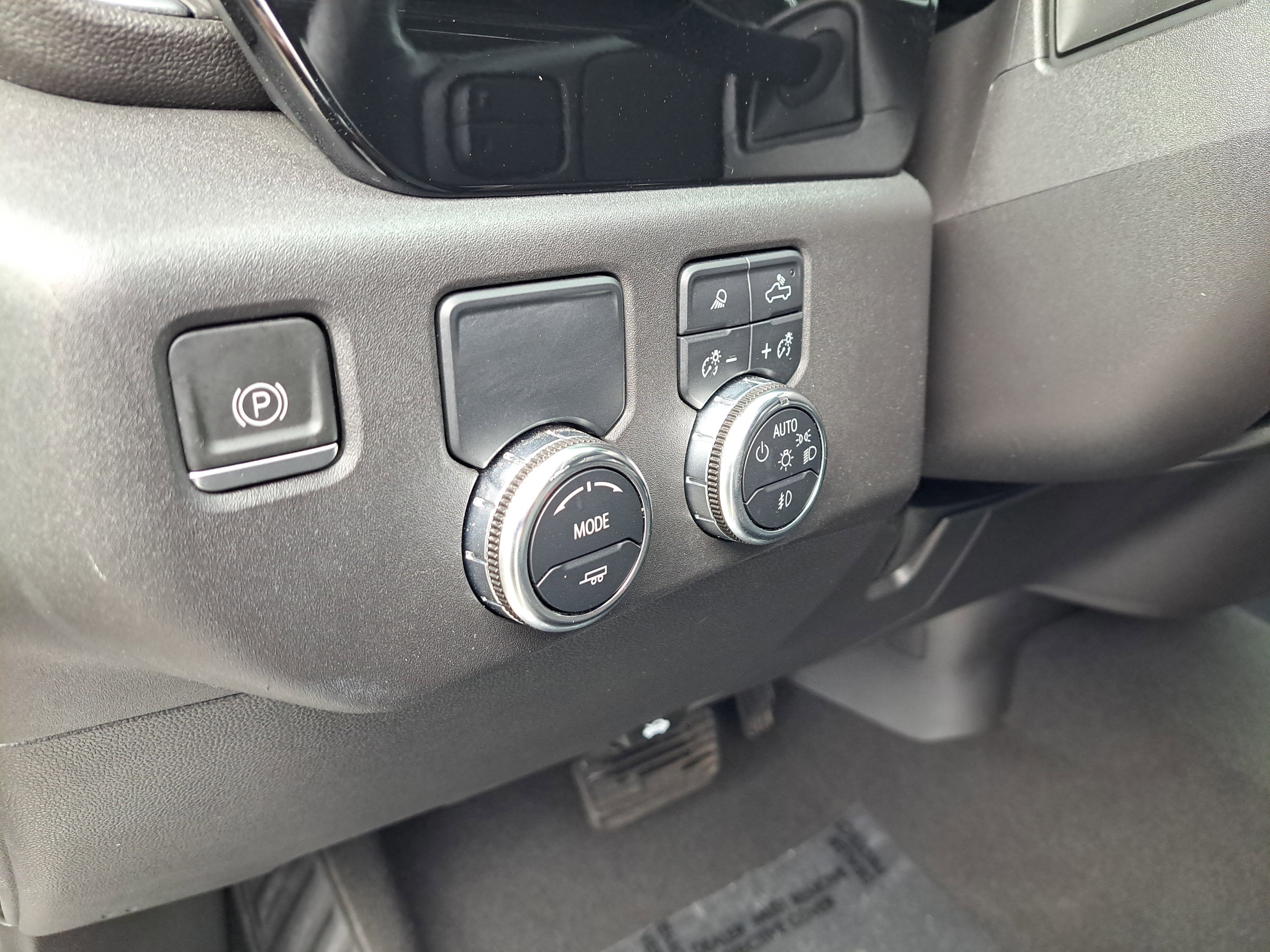 Used 2024 GMC Sierra 1500 SLT image 19