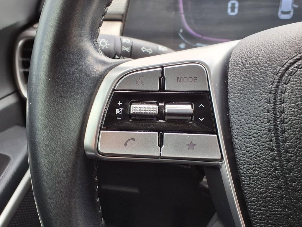 Used 2024 Kia Telluride EX w/ EX Captain's Chair Package FWD image 34