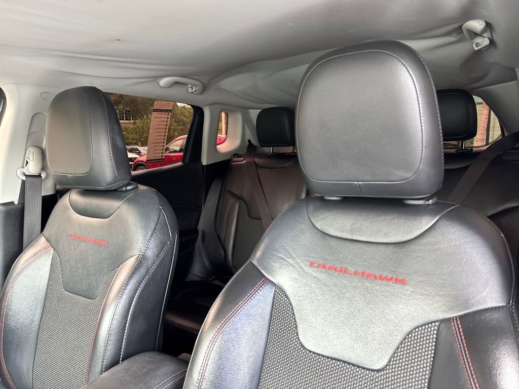 Used 2020 Jeep Compass Trailhawk AWD/4WD image 42
