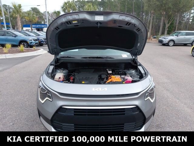 Certified 2024 Kia Niro LX image 9