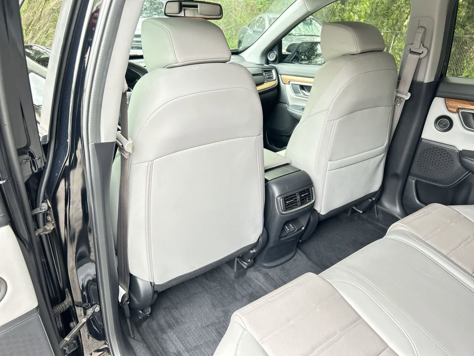 Used 2020 Honda CR-V Touring image 12