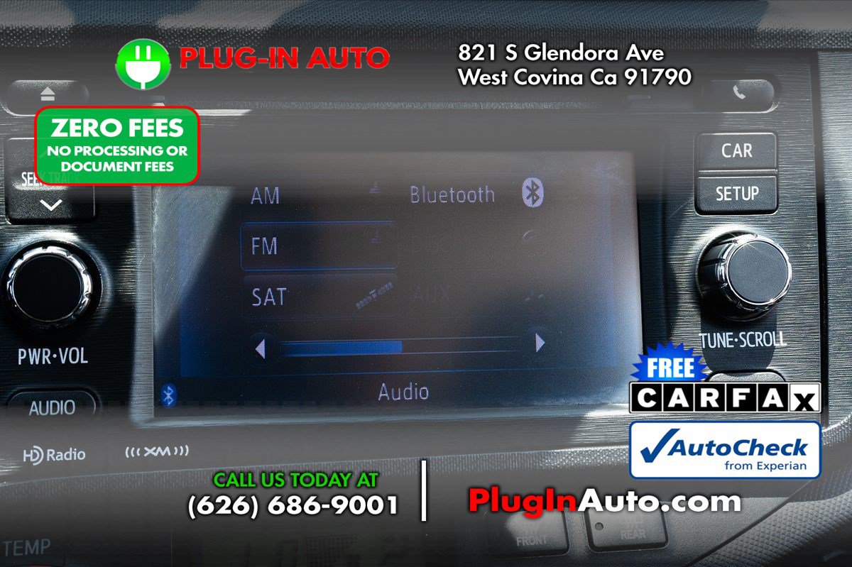 Used 2012 Toyota Prius C Four FWD image 23