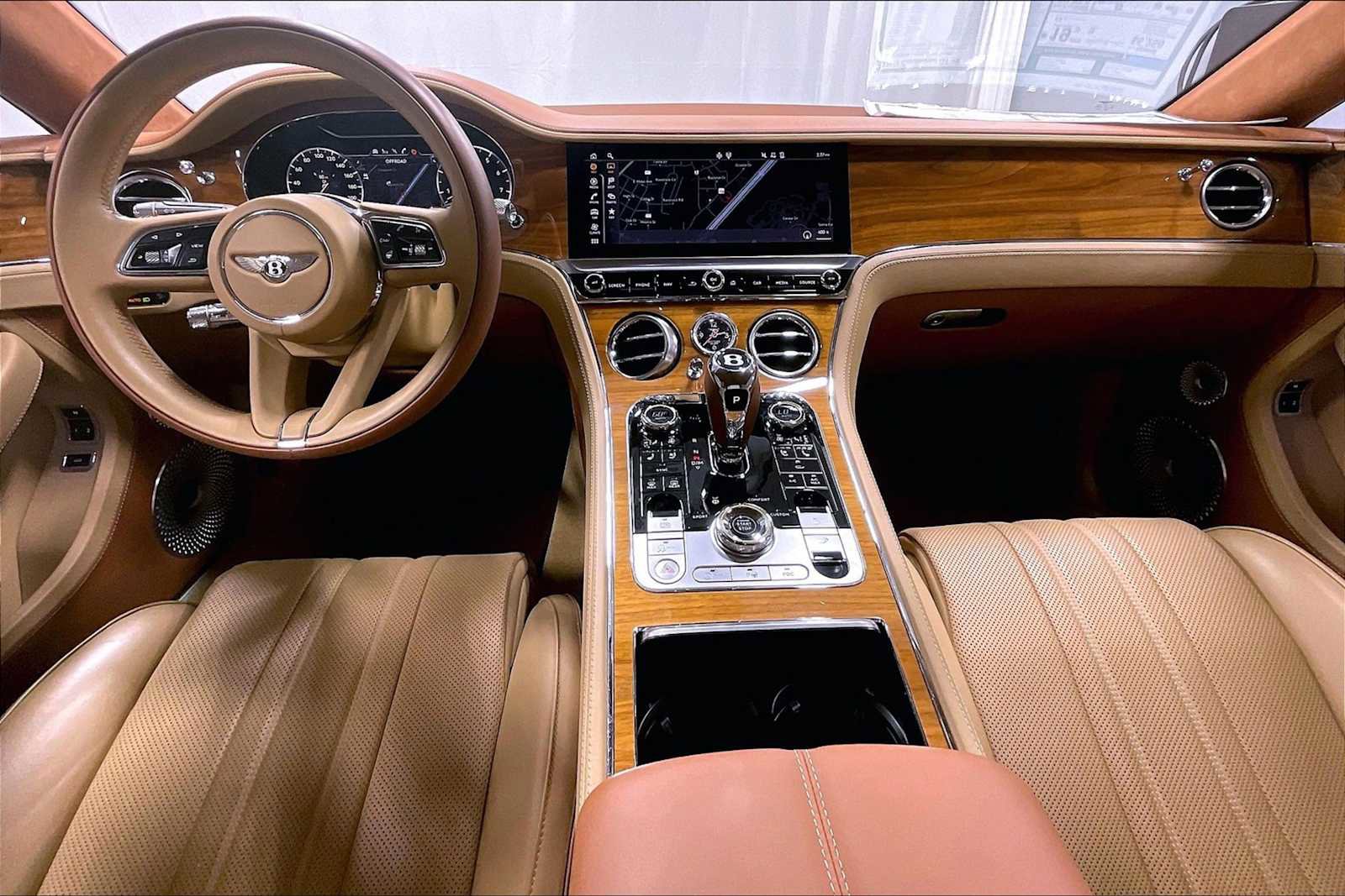 Used 2022 Bentley Continental GT image 17