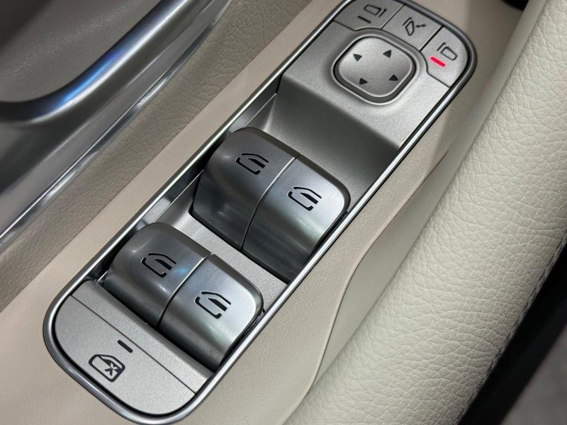 Certified 2024 Mercedes-Benz GLE 350 4MATIC image 18