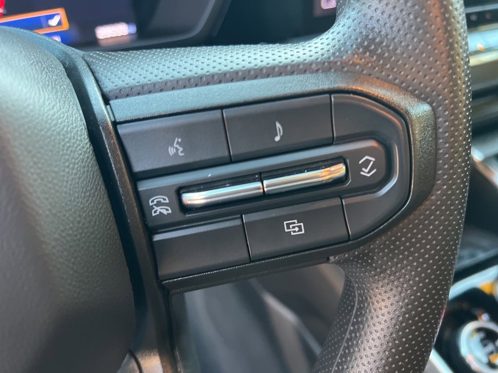 Used 2024 Chevrolet Colorado Trail Boss w/ Advanced Trailering Package image 16