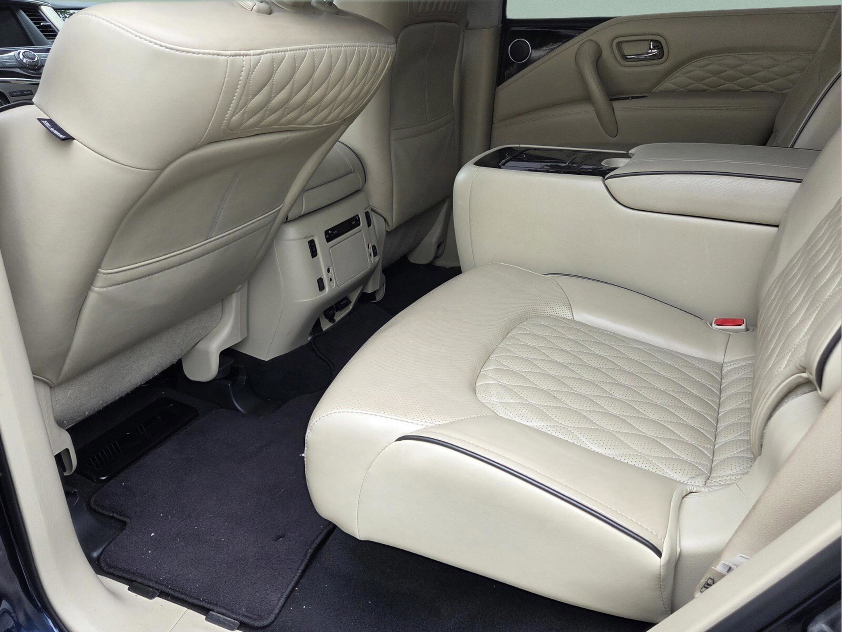 Used 2018 INFINITI QX80 4WD w/ Deluxe Technology Package image 29