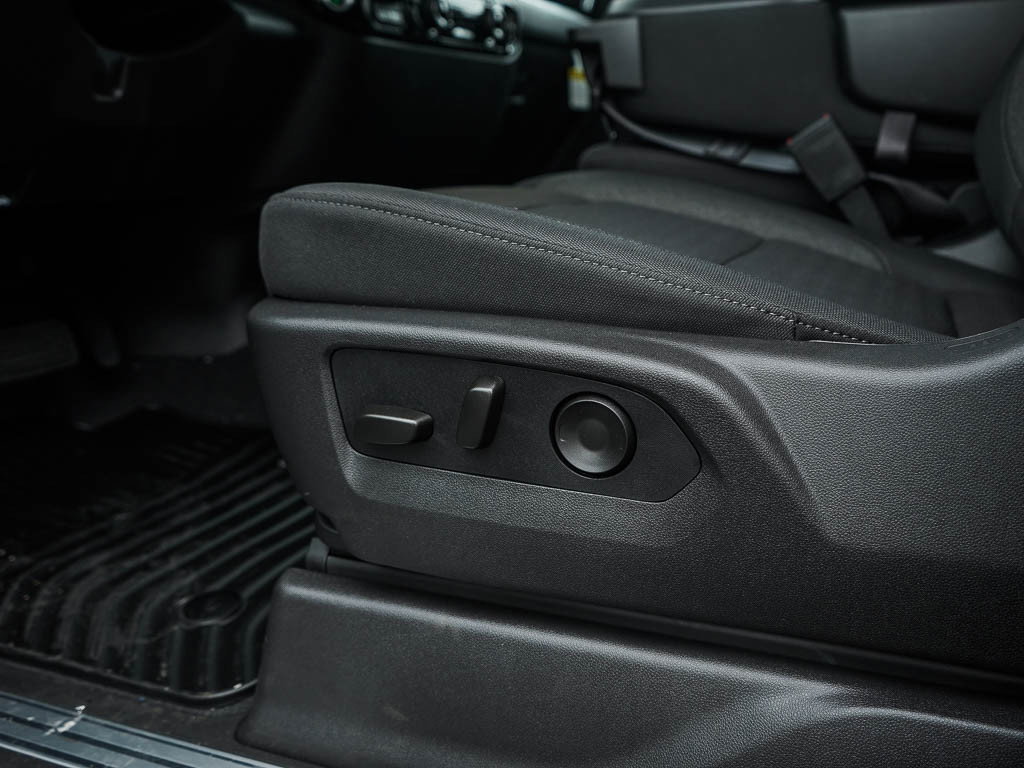 New 2026 Chevrolet Silverado 1500 LT image 18