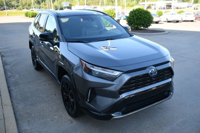 Used 2023 Toyota RAV4 XSE AWD/4WD image 7