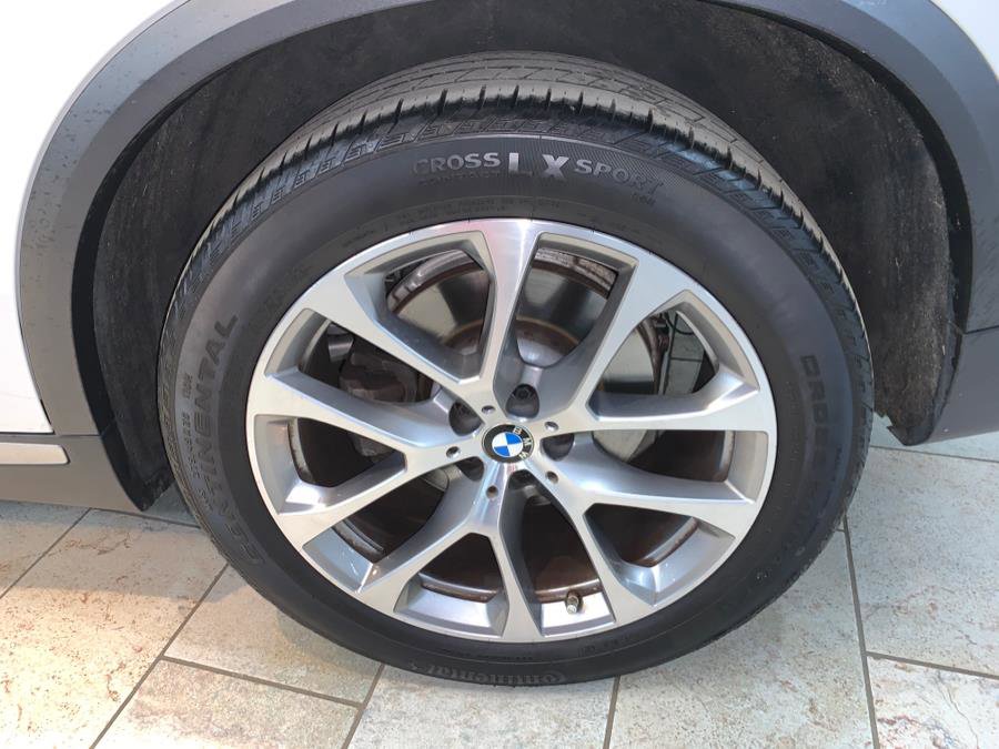 Used 2022 BMW X5 xDrive40i w/ Premium Package image 11