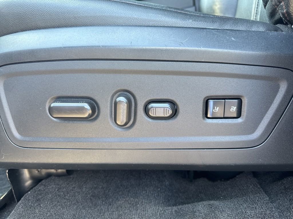 Used 2017 Lincoln Navigator L Reserve image 38