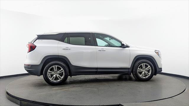 Used 2024 GMC Terrain SLE FWD image 9
