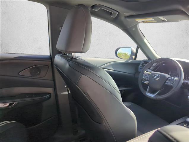 Used 2024 Lexus RX 350h w/ Accessory Package (K3) image 18