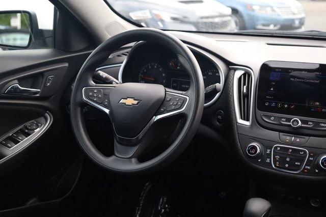 Used 2024 Chevrolet Malibu LT FWD image 22