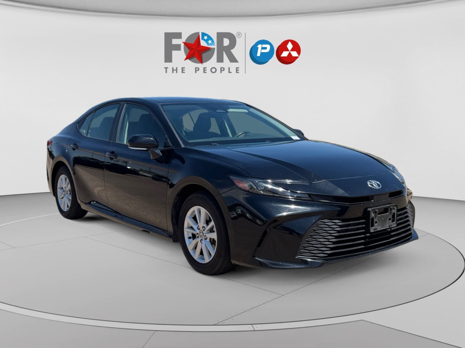 Used 2025 Toyota Camry LE FWD image 7
