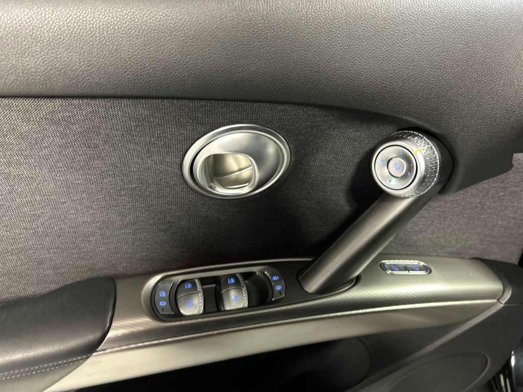 Used 2024 Genesis GV60 RWD image 12