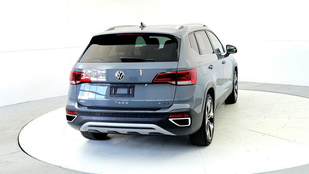 Used 2022 Volkswagen Taos SEL w/ Panoramic Sunroof Package AWD/4WD image 5