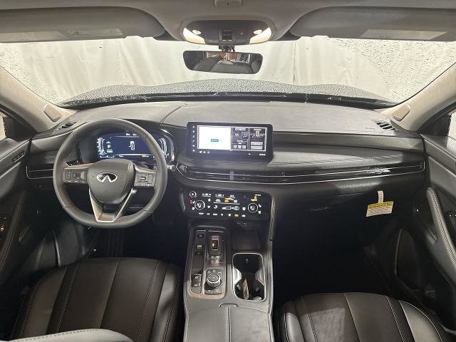 Certified 2026 INFINITI QX60 Luxe w/ Family Package AWD/4WD image 4