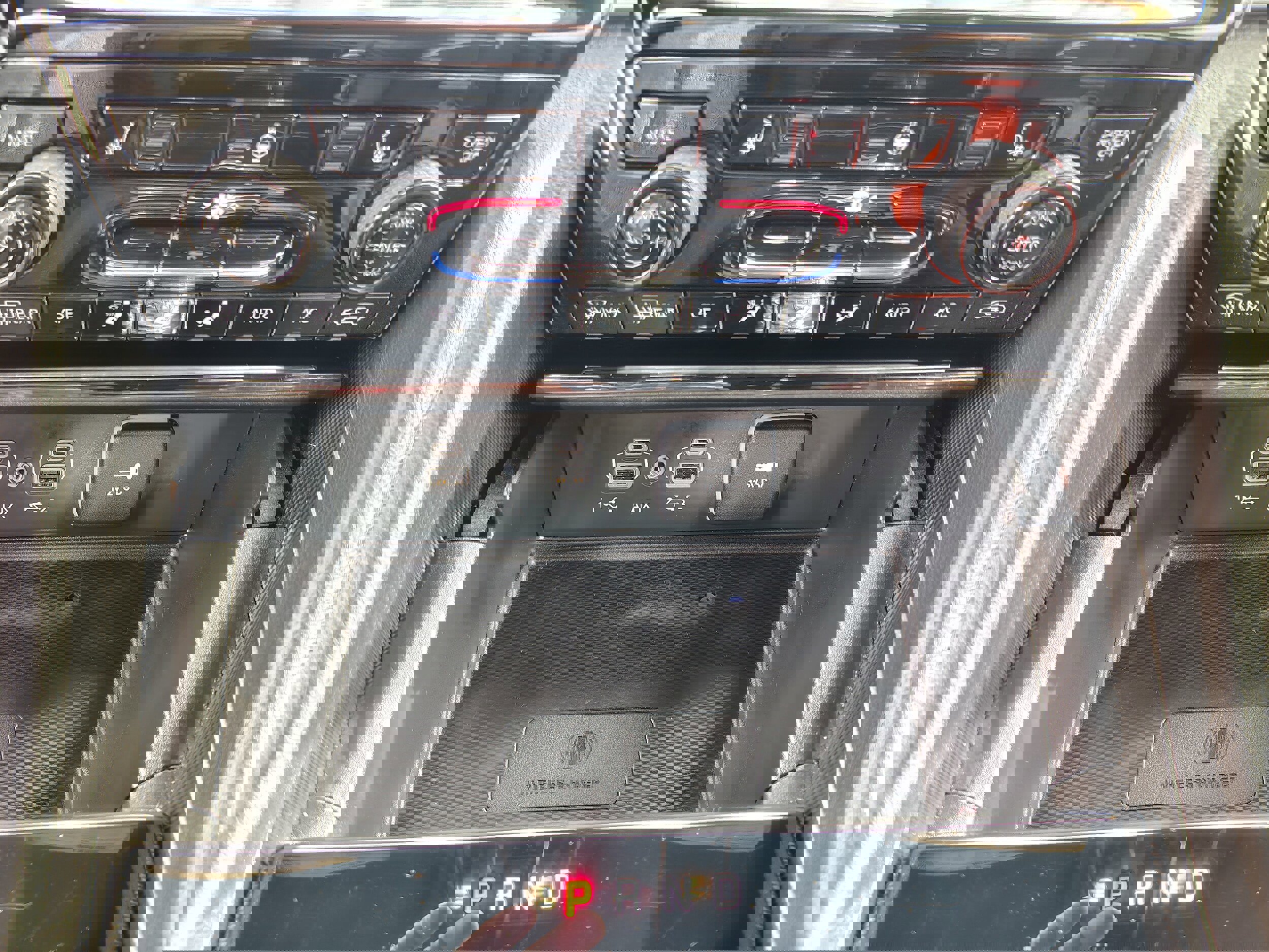 Certified 2025 Jeep Grand Cherokee Laredo X w/ Luxury Tech Group I image 33