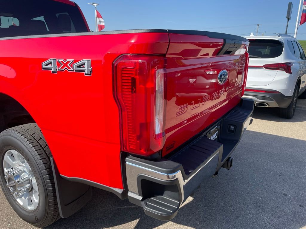 Used 2023 Ford F250 XLT image 36