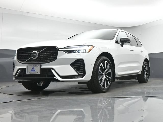Used 2024 Volvo XC60 B5 Plus w/ Protection Package Premier AWD/4WD image 38